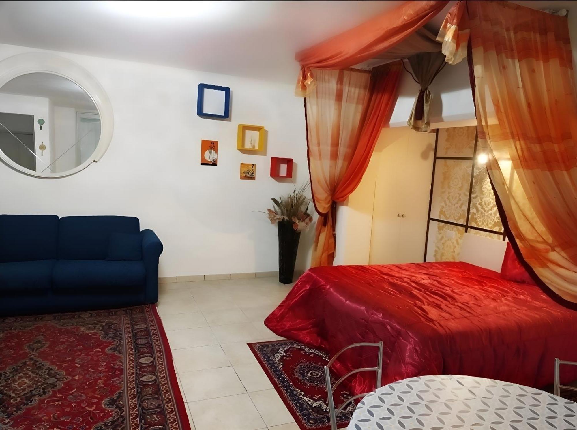 Casa Vacanza La Maison De Losyram Art Salerno Esterno foto
