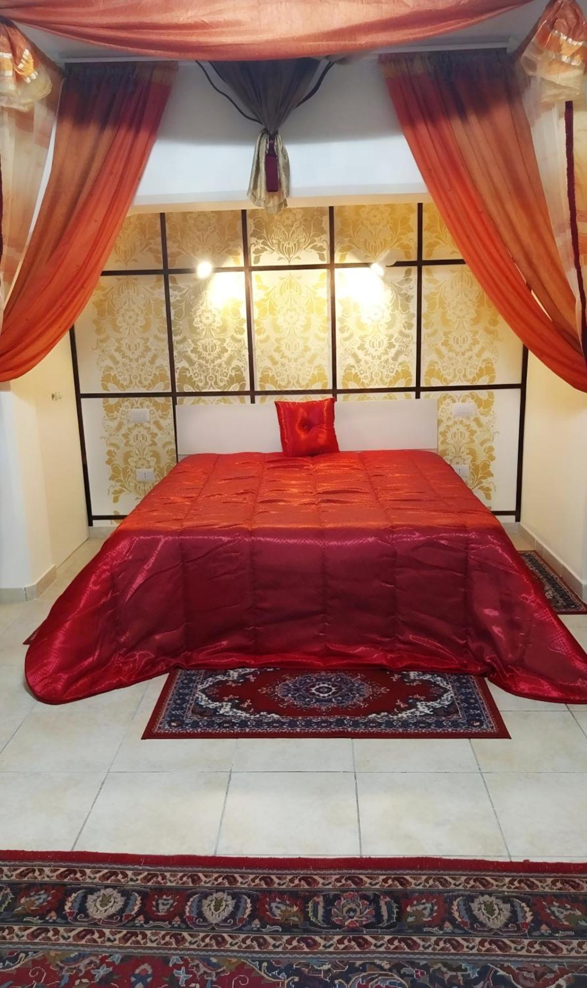 Casa Vacanza La Maison De Losyram Art Salerno Esterno foto